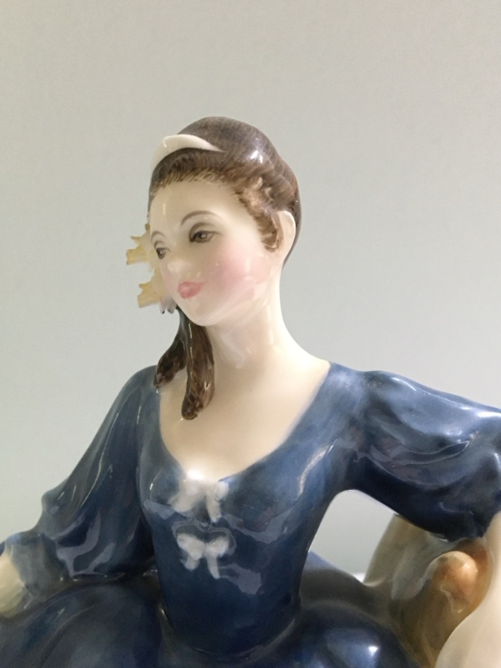 Vintage Goebel W. Germany Porcelain Figurine – European Collectible - Picture 7 of 14